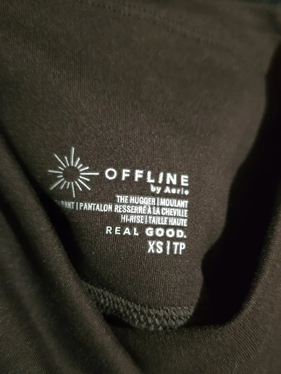 aerie OFFLINE The Hugger High-Rise Leggings in black - Picture 2 of 4